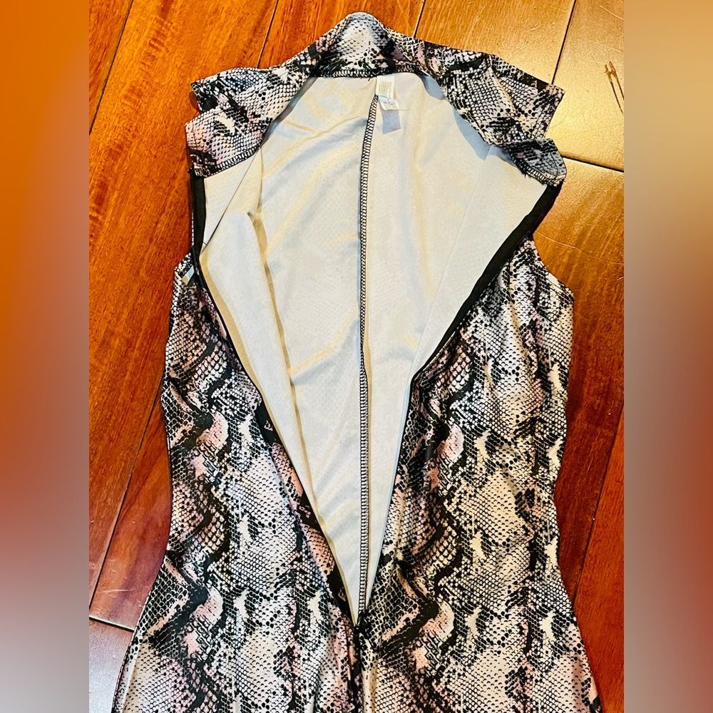 Snakeskin Design Bodysuit S/M New - Picture 4 of 8